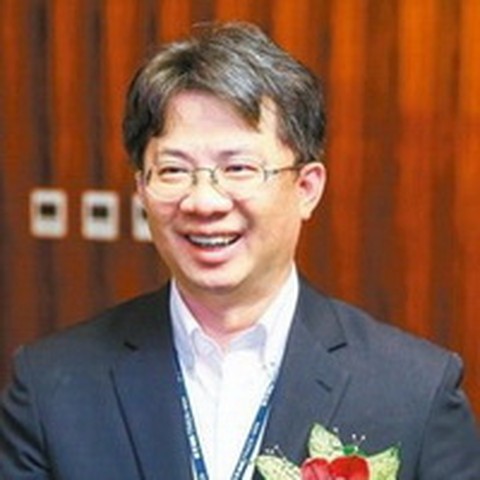施明豪